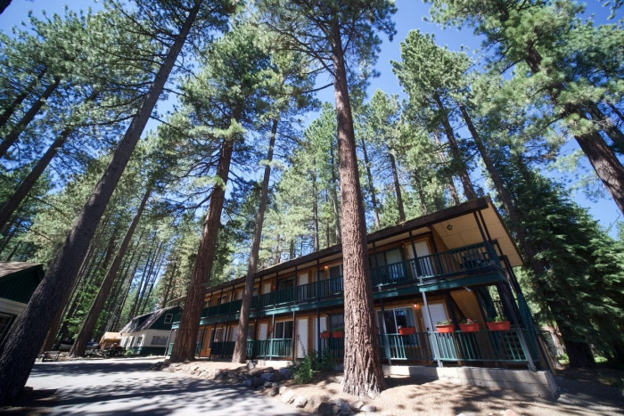 Tamarack Lodge Motel — Tahoe City, CA