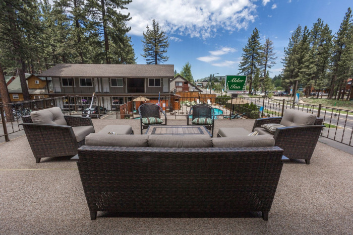 Alder Inn — , 